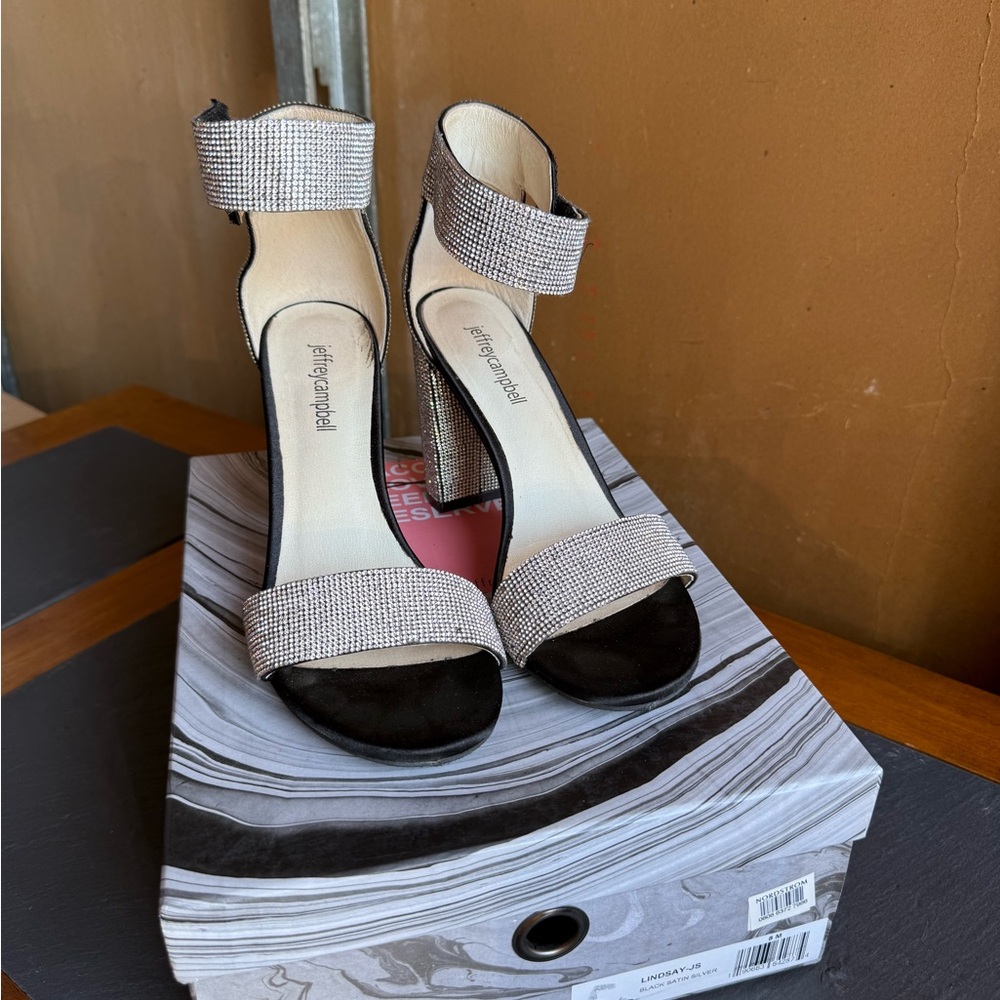 Jessica Simpson Black and Silver Women's Heels
